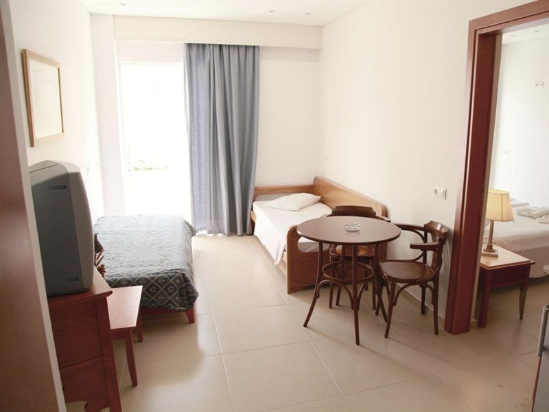 Aparthotel Anastasia & 3*